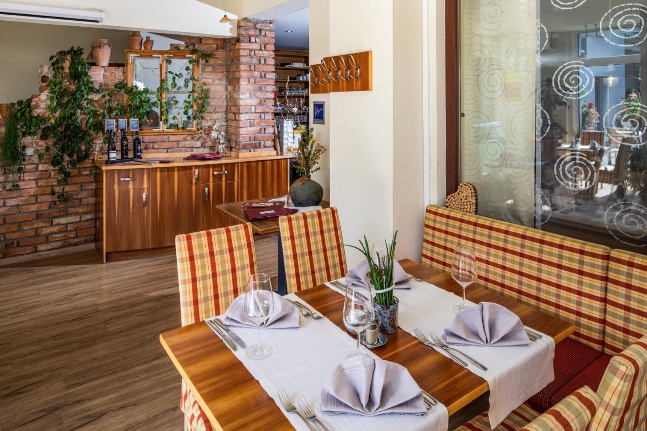 Apparthaus & Chalets Hofer Zell am Ziller Bagian luar foto