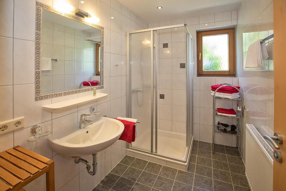 Apparthaus & Chalets Hofer Zell am Ziller Bagian luar foto