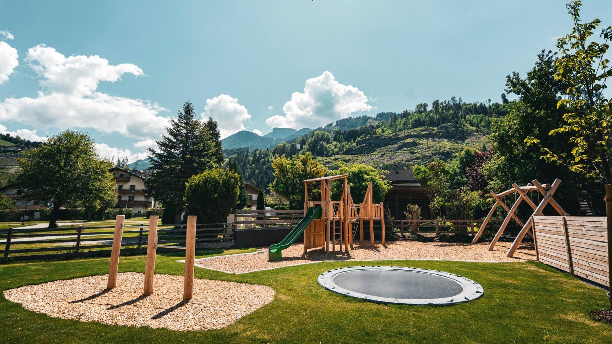 Apparthaus & Chalets Hofer Zell am Ziller Bagian luar foto