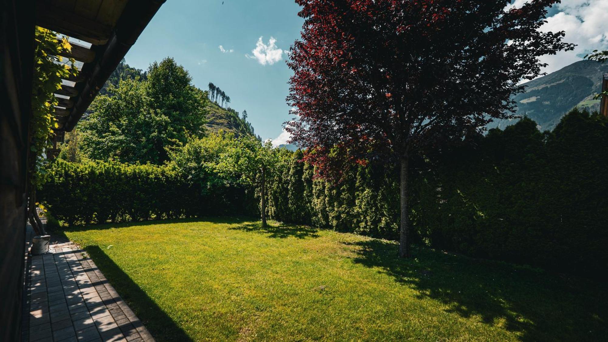 Apparthaus & Chalets Hofer Zell am Ziller Bagian luar foto