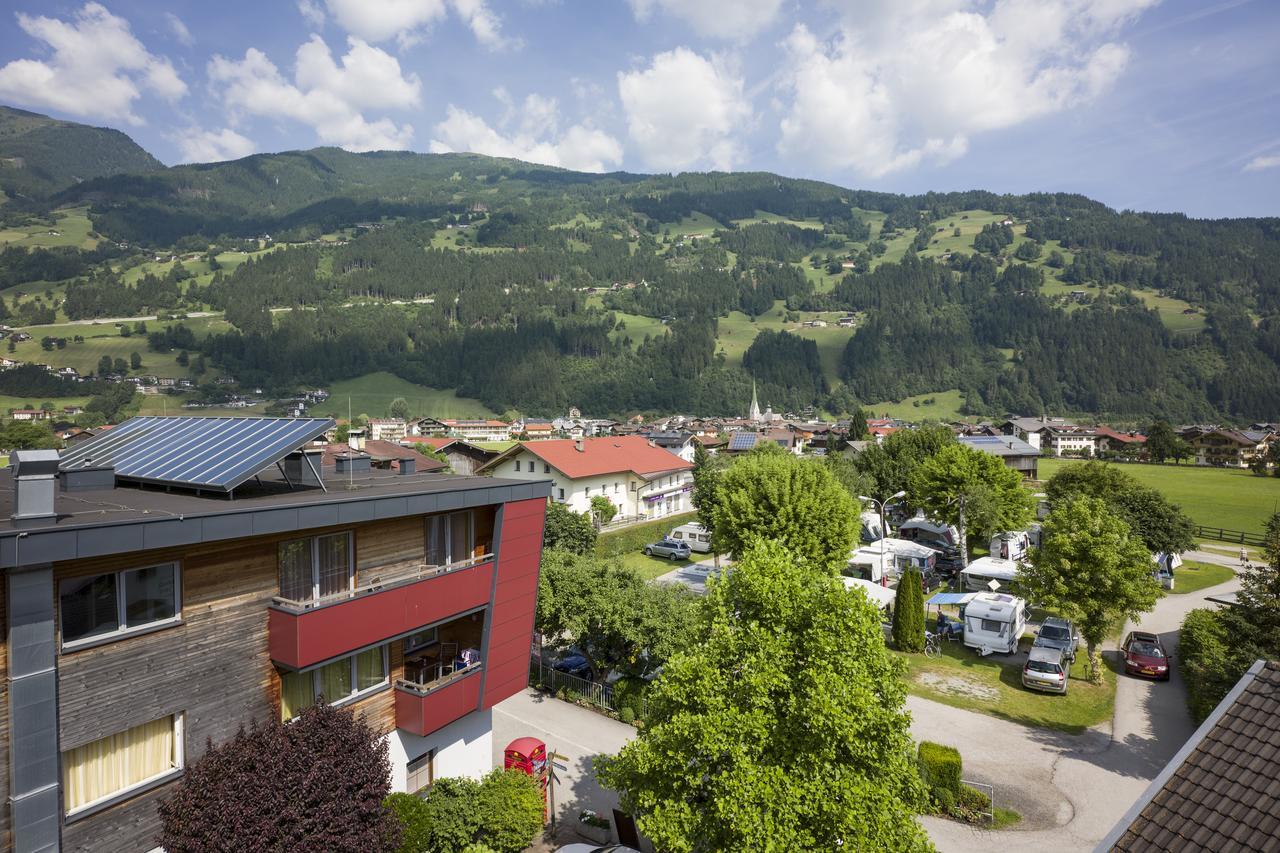 Apparthaus & Chalets Hofer Zell am Ziller Bagian luar foto
